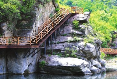 漫步神堂峪山水栈道 最美图书馆篱苑书屋（1日行程）