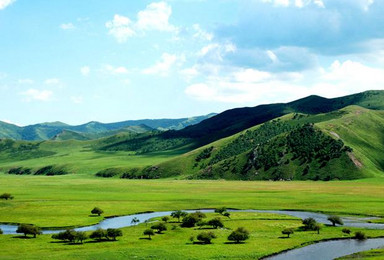 最美季节 畅游唯美阿尔山山水岩壁画 内蒙古（3日行程）