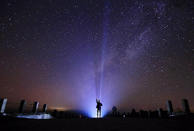 八百里连绵南岭 广东第一峰顶露营 看壮丽日出最美星海（2日行程）