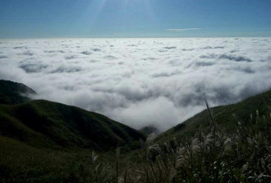 穿越高山金色草甸观云海看日出日落（2日行程）