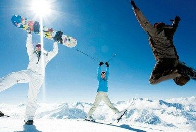 房县天悦温泉 神农架国际滑雪（2日行程）