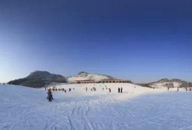 房县天悦温泉 神农架不限时滑雪活动 武汉直通车（2日行程）