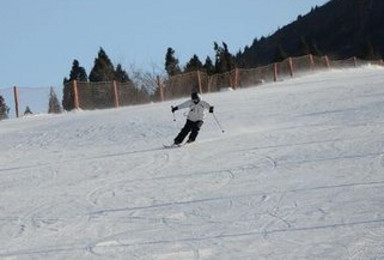 每周六日渔阳国际滑雪场 不限时 免费教学（1日行程）