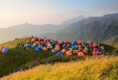 江西武功山 铁蹄峰穿越金顶露营 去看天上草原（2日行程）