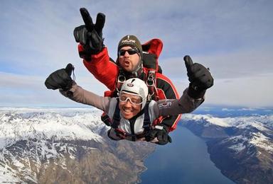 新西兰皇后镇双人高空跳伞体验(9000/12000/15000英尺可选)