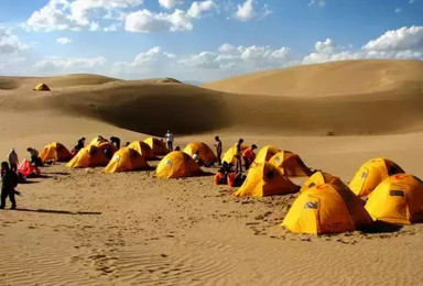 穿越沙漠腹地 库伦徒步露营（2日行程）