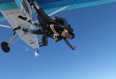 陕西西安3000米跳伞体验（1日行程）