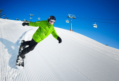 哈尔滨亚布力林业局滑雪场2小时滑雪（1日行程）