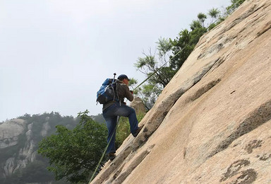 端午假期10号攀爬蒙山经典线路之一聚宝崖（1日行程）