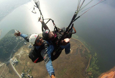 南宁六景霞义山滑翔伞飞行体验 周末（1日行程）