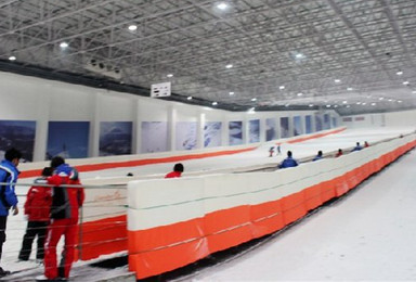绍兴乔波室内滑雪场门票酒店特价套餐(1日行程) 绍兴乔波室内滑雪场门票酒店特价套餐(1日行程)