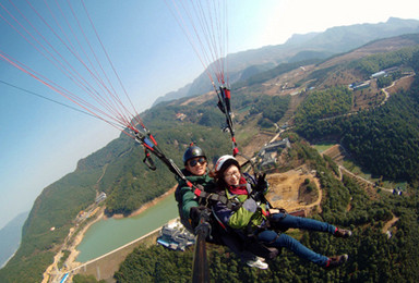 富阳中国永安山滑翔伞体验教练带飞单人票（1日行程）