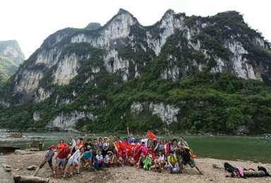 桂林山水古东瀑布 象鼻山 徒步漓江 阳朔骑行 遇龙河 银子岩看最美溶洞（5日行程）