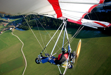 金沙滩基地双人动力伞带飞体验（1日行程）
