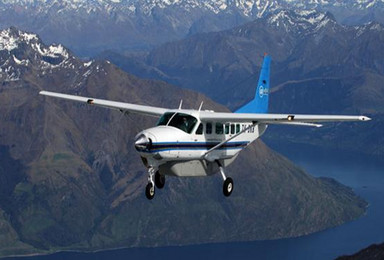 新西兰瓦纳卡湖学开飞机（单飞包）（1日行程）