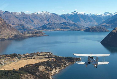 新西兰瓦纳卡湖观景飞机(双翼飞行）（1日行程）
