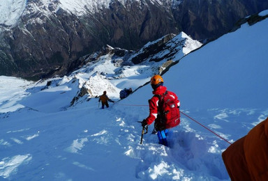 5000级雪山技术攀登 半脊峰（7日行程）