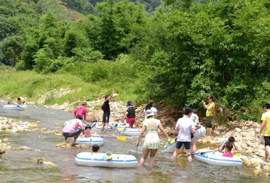 醉美村落飘流溯溪玩最清澈山水 湖心岛观光（1日行程）