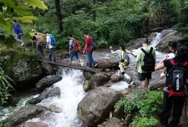 徒步划岩山 穿越飞鹰道（1日行程）