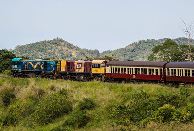 凯恩斯 库兰达 雅加布卡土著雨林徒步+单程缆车+单程火车（1日行程）
