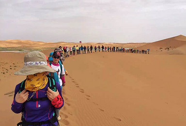 中国第四大沙漠腾格里沙漠四天三夜 寻找仓央嘉措的足迹（5日行程）