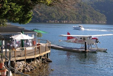 澳洲圣灵群岛观光飞机(心形大堡礁)+海洋快艇(白天堂沙滩)（1日行程）