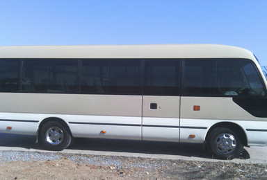 新疆南北疆经典路线 中巴32座 包车（1日行程）