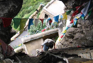 西藏山南地区探洞 扎央宗溶洞 宗贡布溶洞（1日行程）