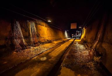 达尔文 二战储油隧道一日游（1日行程）