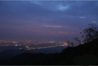遇见更好的自己——远行南京站紫金山夜爬+摄影活动（1日行程）