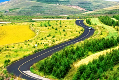草原天路 中国大陆十大最美丽的公路之一（3日行程）