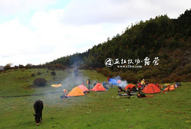 卡斯地狱谷穿越稻城亚丁（9日行程）