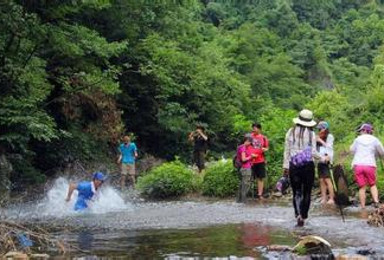 黑洞瀑布群 螺蛳湾溯溪 夏霖九天漂流（2日行程）