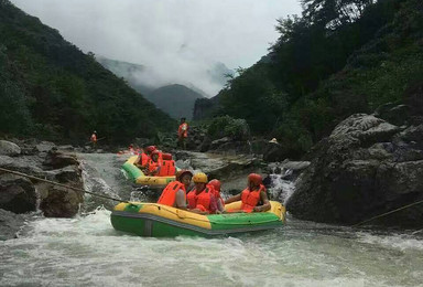 金刚台峡谷漂流 西河空中漫步（2日行程）