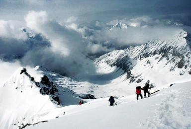 长坪沟徒步适应高海拔 5200米二峰攀登（6日行程）