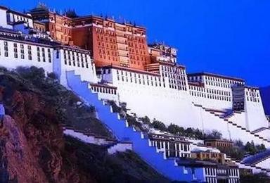 西藏 珠峰大本营 纳木措 雅鲁藏布大峡谷 全景点（1日行程）