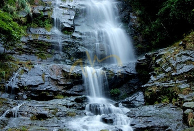 穿越九龙峰 溯溪九龙涧（1日行程）