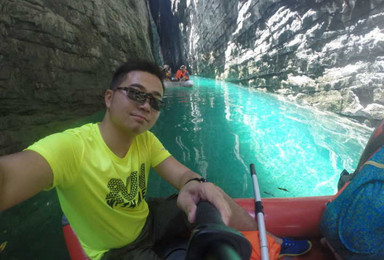 走进躲避峡下游核心景区 一线天峡谷 感受中国的仙本娜悬浮美景（3日行程）