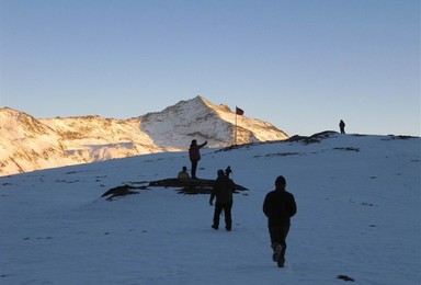 达尔宫登山协作队 四姑娘山二峰雪山初体验普通行程（4日行程）