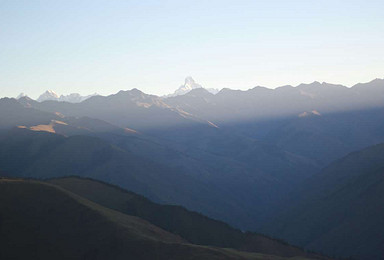 四姑娘山 夹金山 达瓦梗扎云海红叶自驾环线游（3日行程）