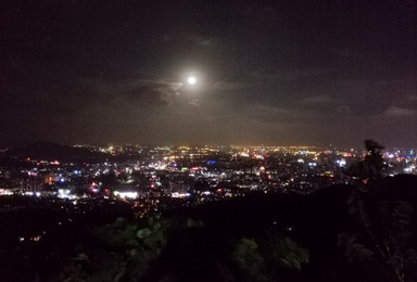 夜登固定活动 每周三夜爬小白 赏广州迷人夜景 免费活动（1日行程）