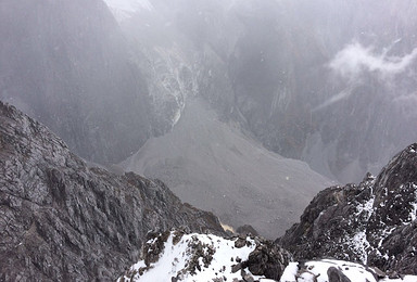 徒步攀登玉龙雪山之望雪峰 自虐 腐败（1日行程）