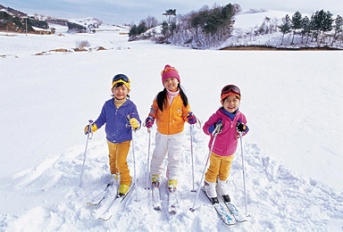 KBR KIDS滑雪训练营（5日行程）