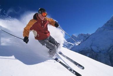 首滑玉龙湾滑雪场 免费教学全天不限时 超值滑雪送保险和手套（1日行程）