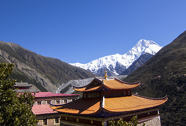 贡嘎雪山冬季徒步活动（11日行程）