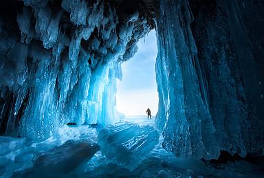 全国招募 冰封二月 俄罗斯贝加尔湖蓝冰摄影创作团（8日行程）