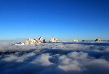 四姑娘山二峰攀登 初级雪山攀登 人生的第一座雪山（3日行程）