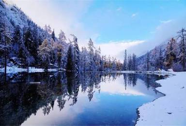 雪后的毕棚沟美丽冻人 古尔沟天然野温泉 龙王海（2日行程）