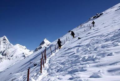 四姑娘二峰 脚踏5276 陪你一起征服人生第一座雪山（3日行程）