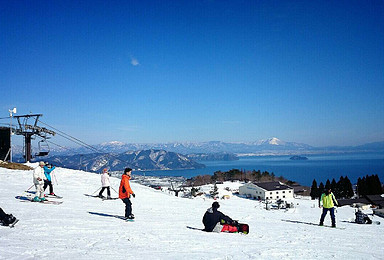 京都附近 琵琶湖边日本滋贺县箱馆山滑雪场游（1日行程）